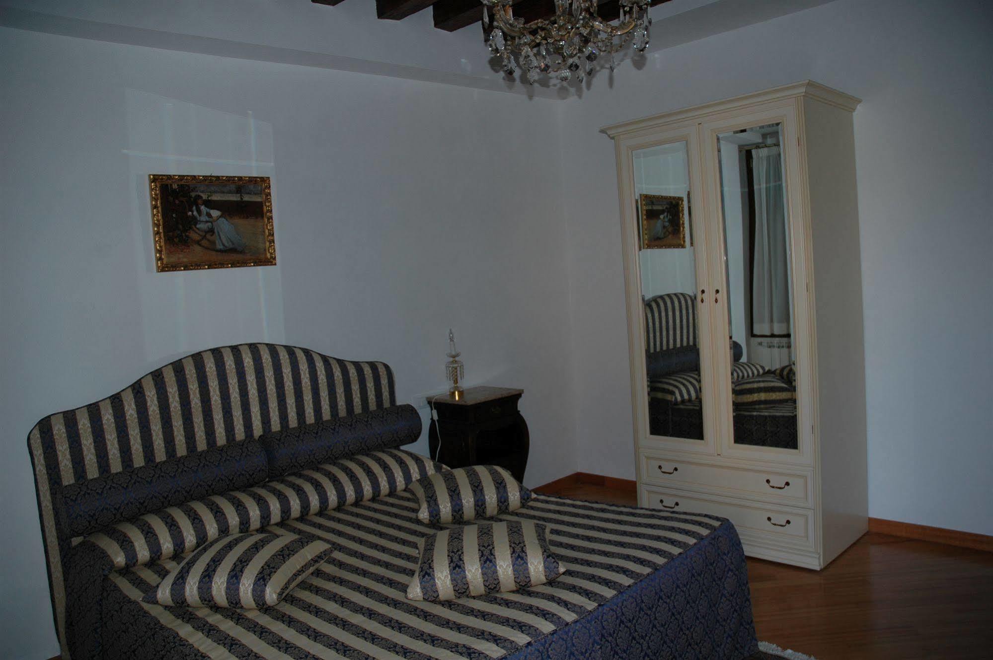 Locanda Ca Del Console Bed & Breakfast Venedig